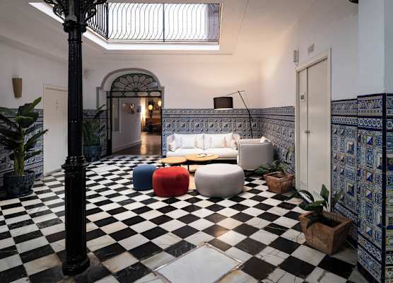 La Central Sevilla 1