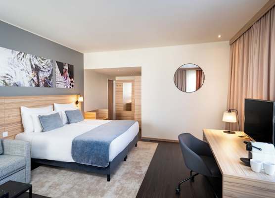 Leonardo Hotel Vienna Hauptbahnhof 1