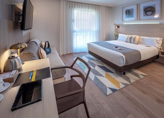 Hotel SERHS Rivoli Rambla 1