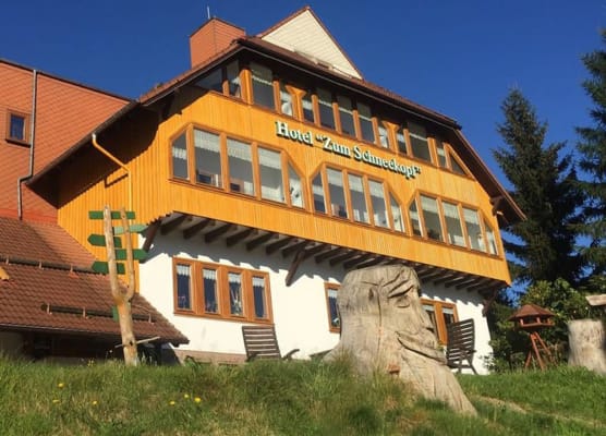 Hotel Zum Schneekopf 1