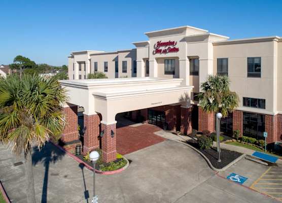Hampton Inn & Suites Port Arthur 1