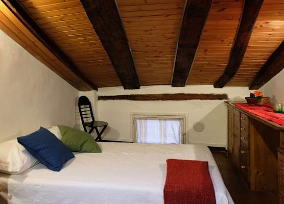 GuestHost - Castiglione Lovely Mansarda 1