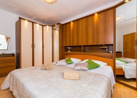 Apartment Valonija 1