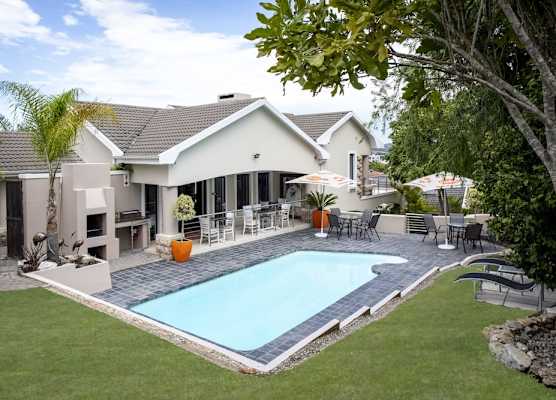 Orange Inn Knysna 1
