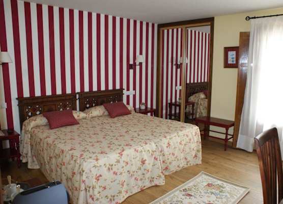Hotel Colonial de Santillana 1