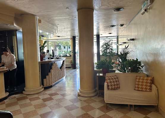 Hotel Raffaello Venice 1