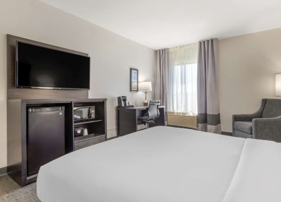 Comfort Inn & Suites Greer - Greenville 1
