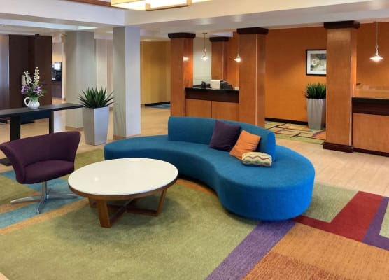 Comfort Inn & Suites Ankeny - Des Moines 1