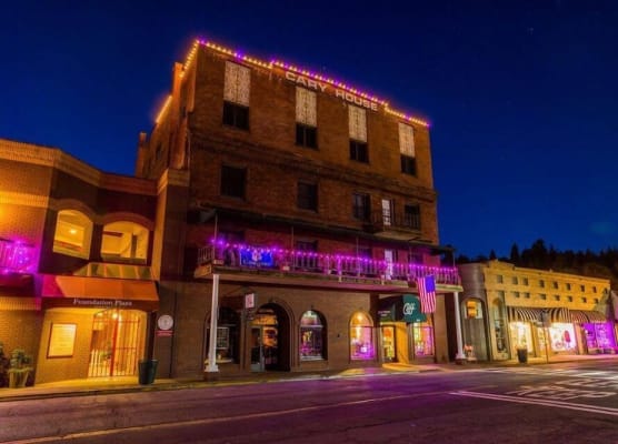 Historic Cary House Hotel 1