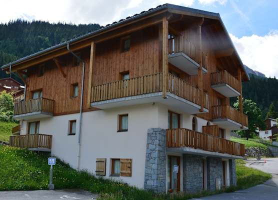 Vacancéole - Résidence Les Chalets de la Ramoure 1