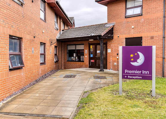 Premier Inn Blackpool - Beach 1