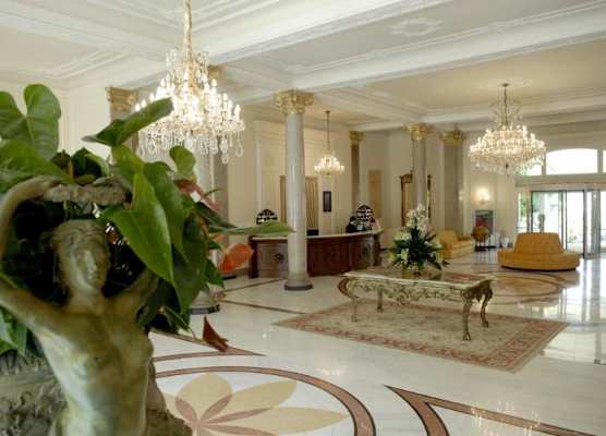 Grand Hotel Rimini e Residenza Grand Hotel 1