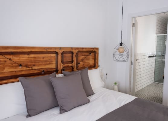 GOMEZ ROOMS 1
