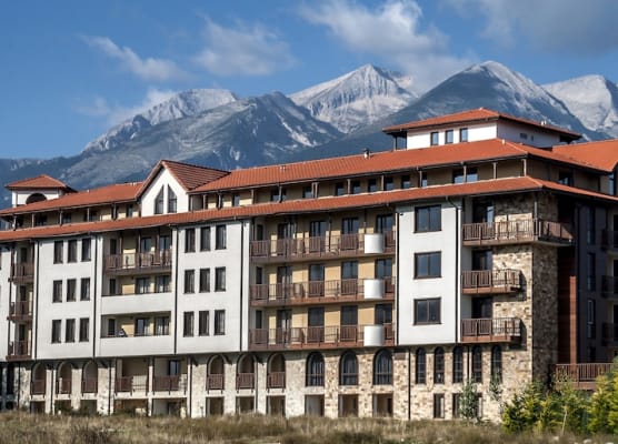 Grand Royale Apartment Complex & Spa 1