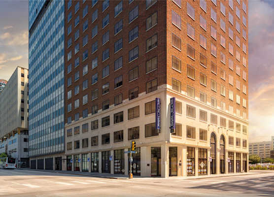 Hampton Inn & Suites by Hilton - Dallas / Downtown, TX 1