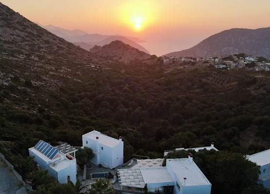 Mourtzanakis Residence - Traditional Eco Hotel in Achlada 1