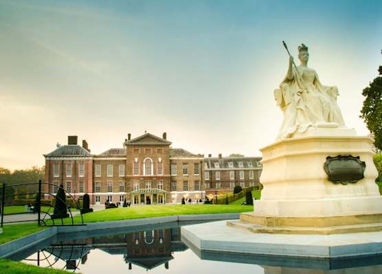 Holiday Inn Express LONDON - VICTORIA by IHG 1