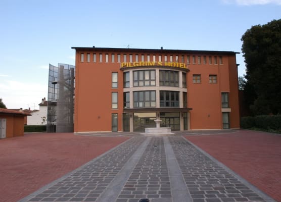 HC Hotel Cremona Pilgrim's 1