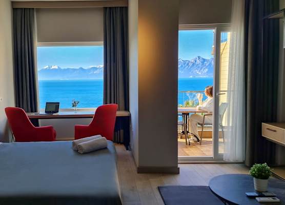 Letstay Panorama Suites 1