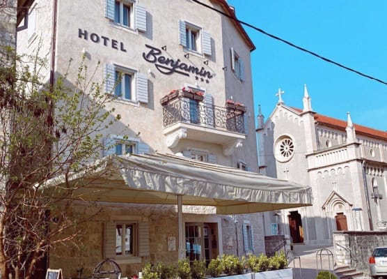 Benjamin Hotel 1