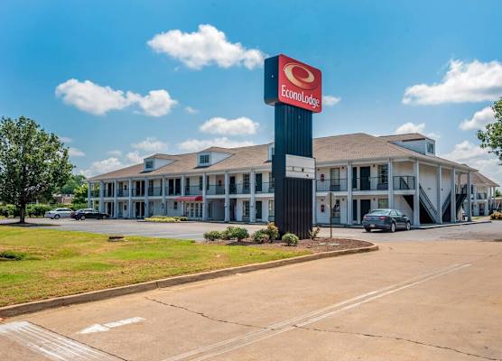 Econo Lodge Tupelo Barnes Crossing 1