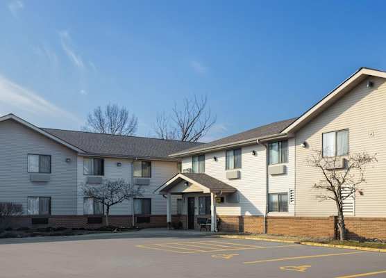 Super 8 by Wyndham Mentor/Cleveland Area 1