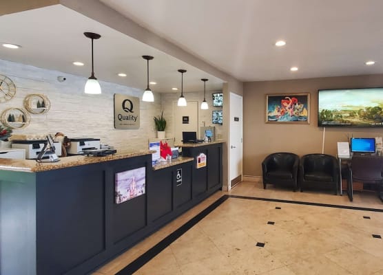 Quality Inn & Suites Anaheim at the Park 1