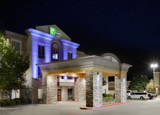 Holiday Inn Express & Suites DALLAS - DUNCANVILLE by IHG 1