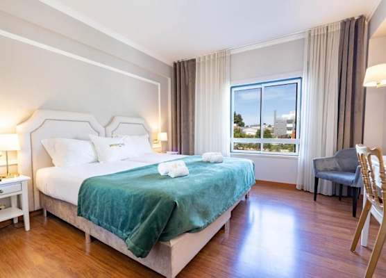 Imperhotel by Umbral 1