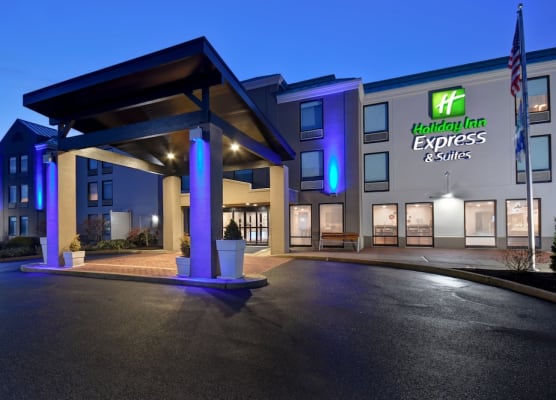 Holiday Inn Express & Suites Allentown-Dorney Park Area by IHG 1