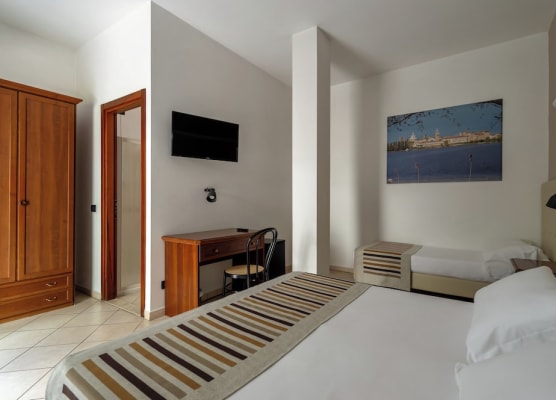 Hotel Mantegna Stazione, MantegnaHotels 1