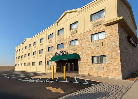 Floral Park Motor Lodge 1