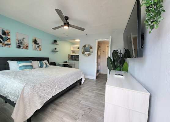 Barefoot mailman motel 1