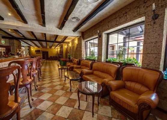 House of Dracula Hotel 1