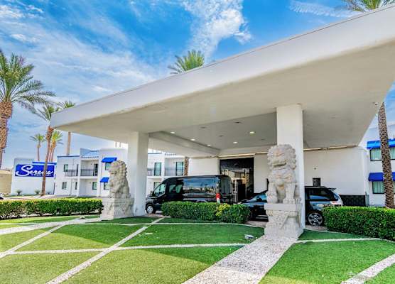 Serene Vegas Boutique Hotel Las Vegas 1