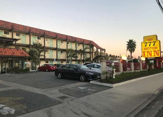 777 Motor Inn 1