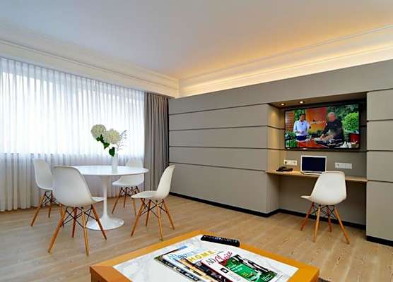 Hotel Ludwig Superior 1