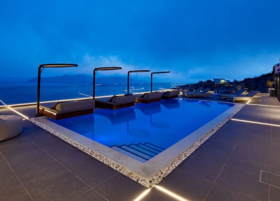 Oia Suites 1