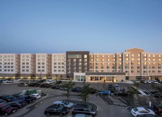 Fairfield Inn & Suites by Marriott Winnipeg 1