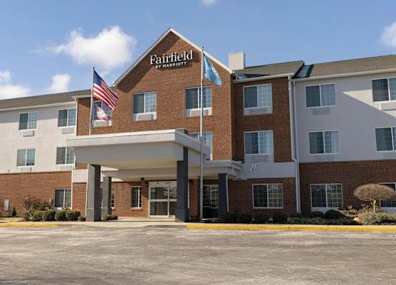 Fairfield Inn and Suites by Marriott Cincinnati Eastgate 1