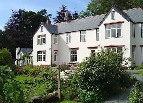 Edgcott House 1