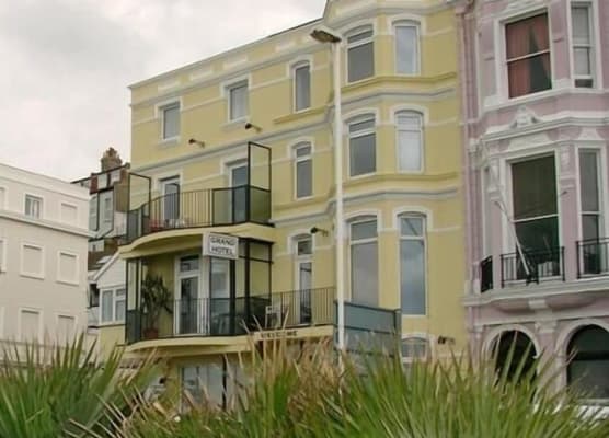 Grand Hastings 1