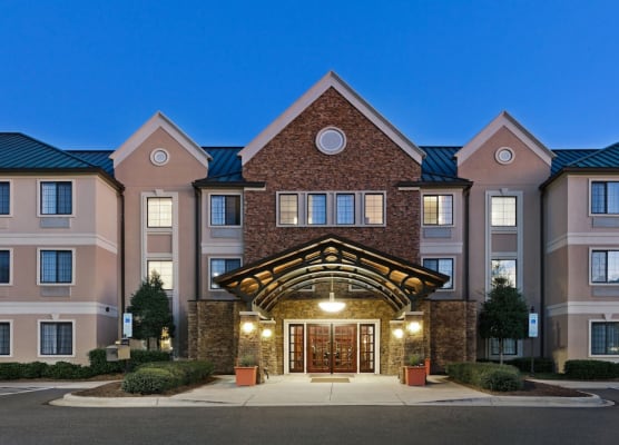 Staybridge Suites CHARLOTTE BALLANTYNE by IHG 1