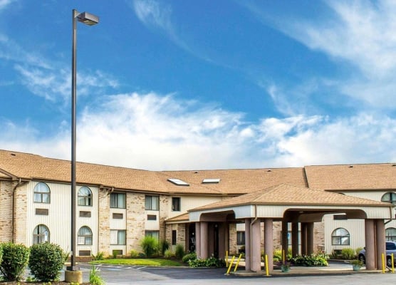 Quality Inn Elyria 1