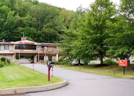 Econo Lodge Clarks Summit - Scranton 1