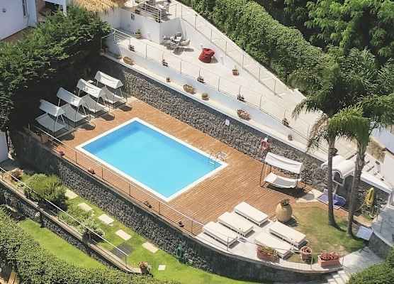 Marina 10 Design Hotel & SPA 1