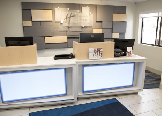 Holiday Inn Express & Suites COLORADO SPRINGS NORTH by IHG 1