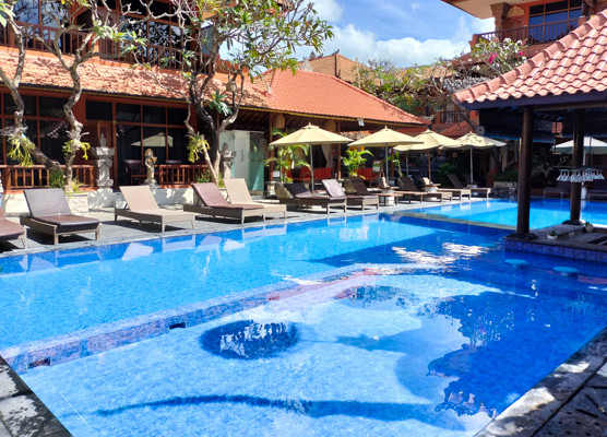 Hôtel Wina Holiday Kuta 1