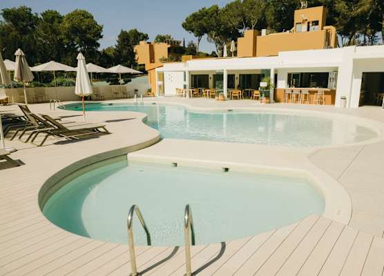 Ses Eufabietes Apartments & Restaurant 1