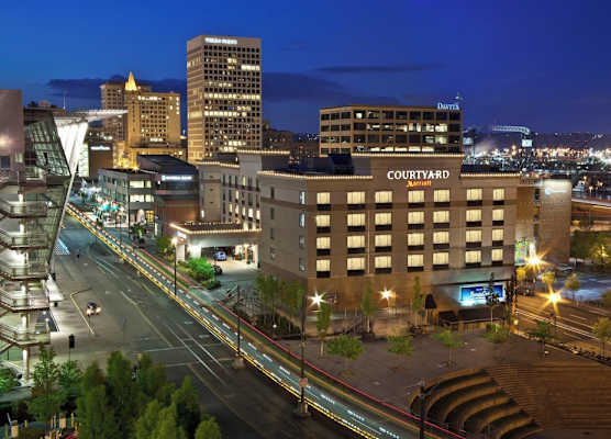 Courtyard Tacoma Downtown 1